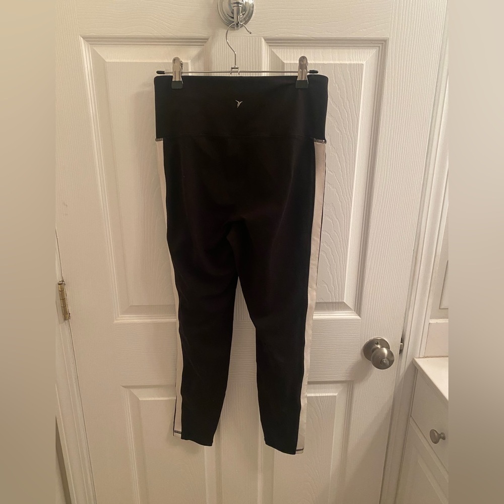 Old Navy Leggings - Picture 2 of 2